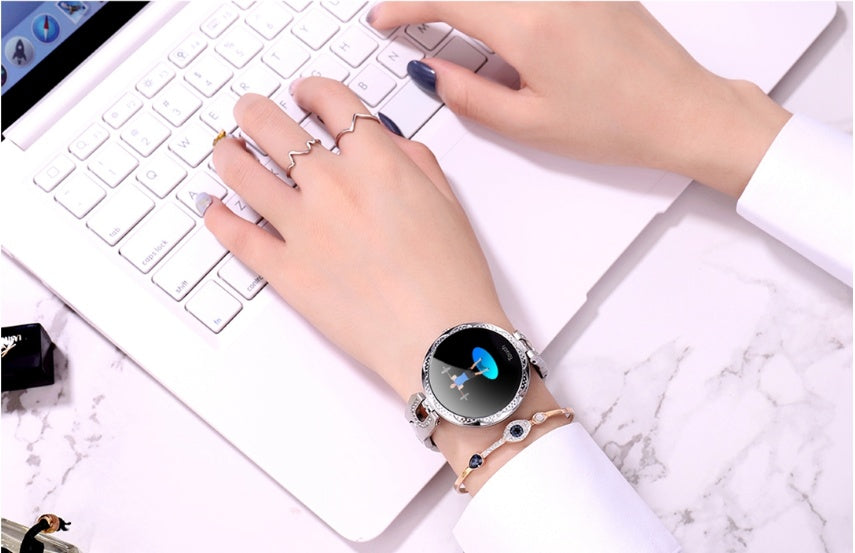 Women's Smart Watch: Waterproof Heart Rate Monitor