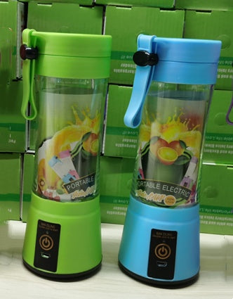 Portable Blender: USB Rechargeable Mini Juicer for Fruits